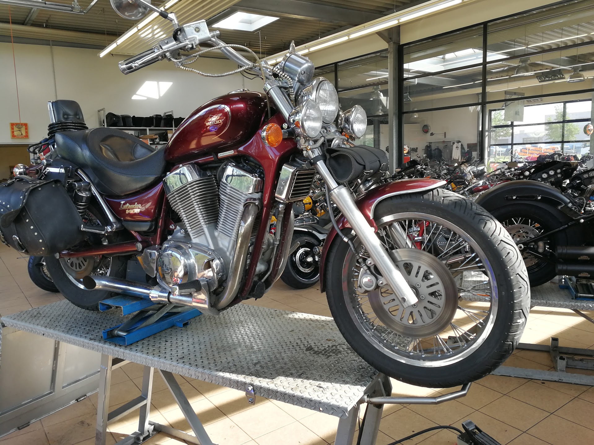 Suzuki2Harleys